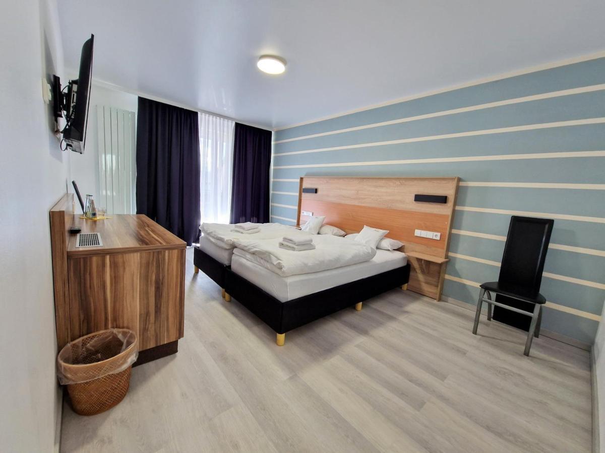 Hotel am Kurpark Bad Wimpfen Bagian luar foto